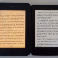 Nook Glowlight 3 vs Kindle Paperwhite 3 Comparison (Video) Nook Glowlight 3 vs Kindle Paperwhite 3