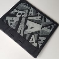 Kindle Oasis 2 DecalGirl Skin Review – Save Your Money Skin Kindle Oasis