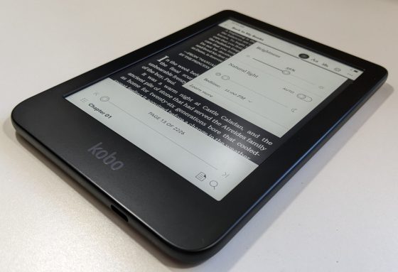 Kobo Clara 2E Angle